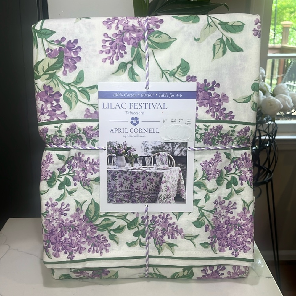 April Cornell LILAC FESTIVAL Border Tablecloth 60” x 60” Square 100% Cotton NWT